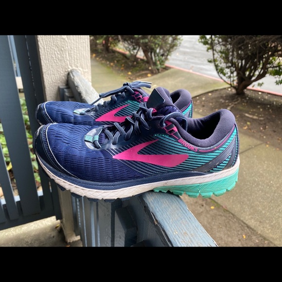brooks dyad 9 womens 2015